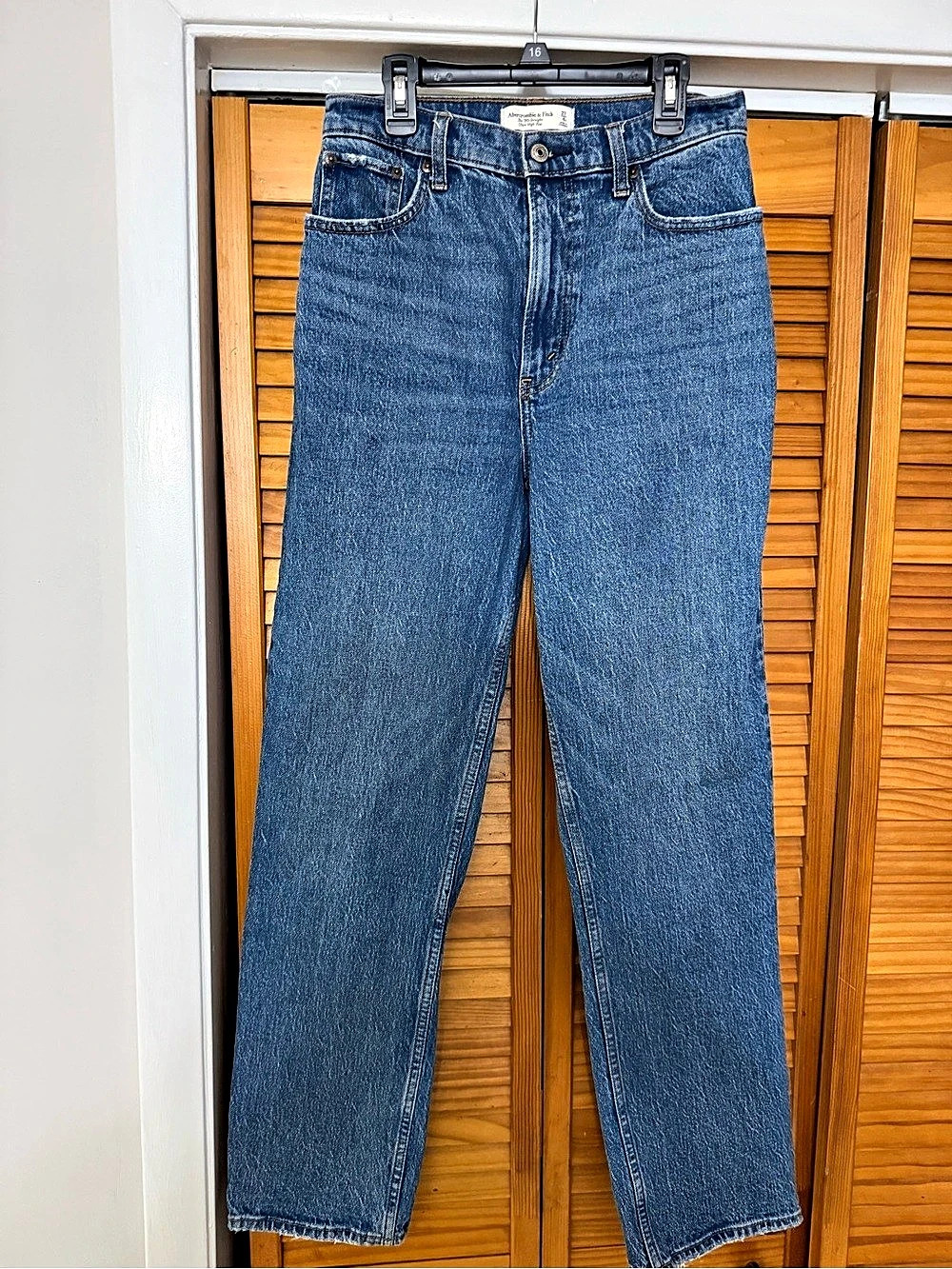 Abercrombie & Fitch The '90s Straight Ultra High Rise Curve Love Jean Jeans Blue